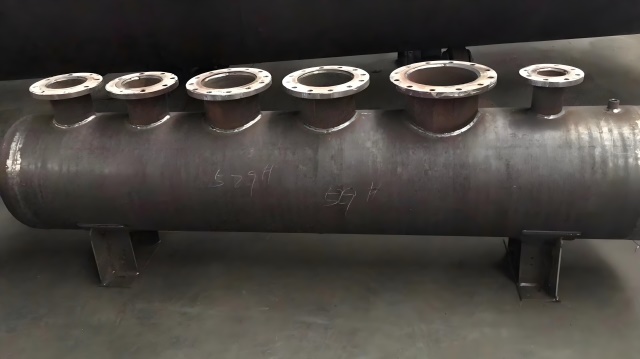 大方集分水器算压力容器么